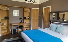 Modern Private Studio Room